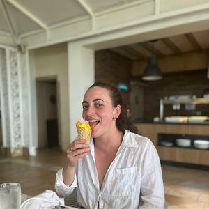 Meet your Posher, Justine